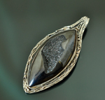 P134